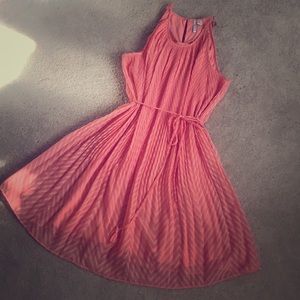 Elle coral dress